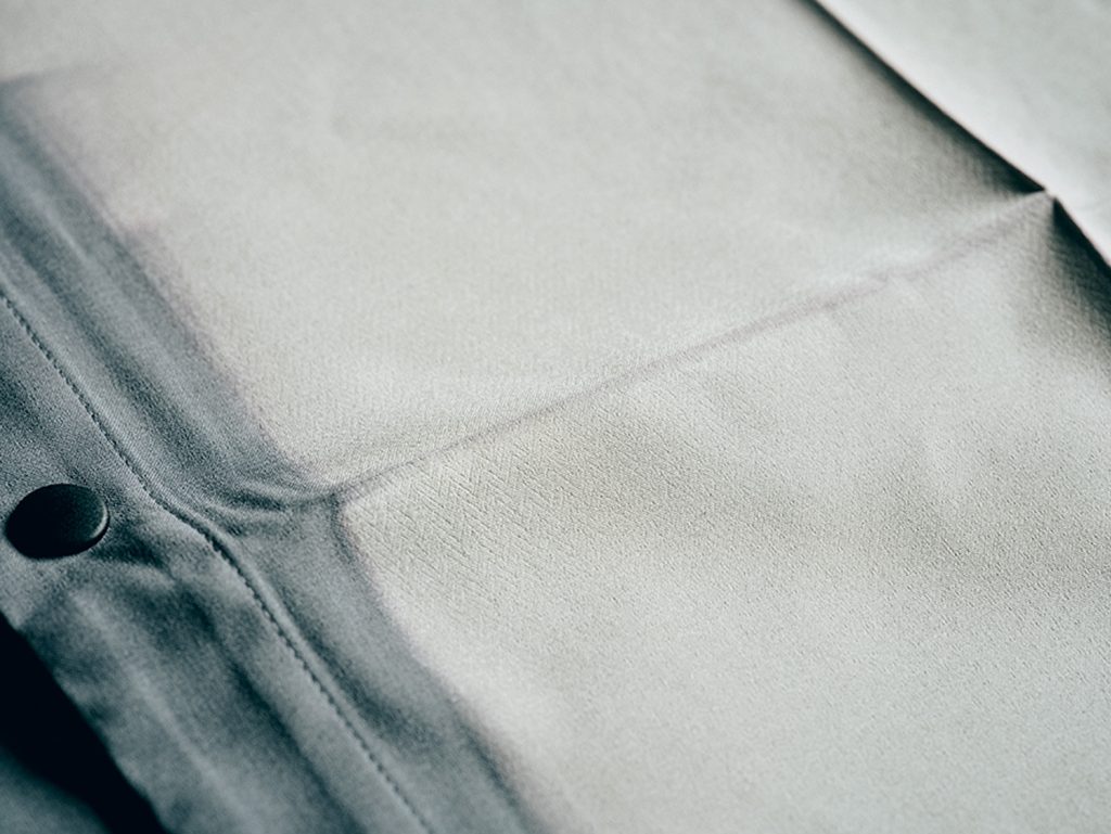 「板締染」x ISSEY MIYAKE