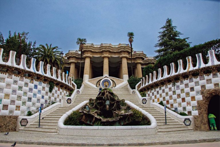 ⑦奎爾公園Parc Güell（1900－14）